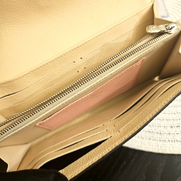 Louis Vuitton Madeleine Wallet – Beige Empreinte w/ Multicolor Flowers 🌸 - Picture 7 of 9